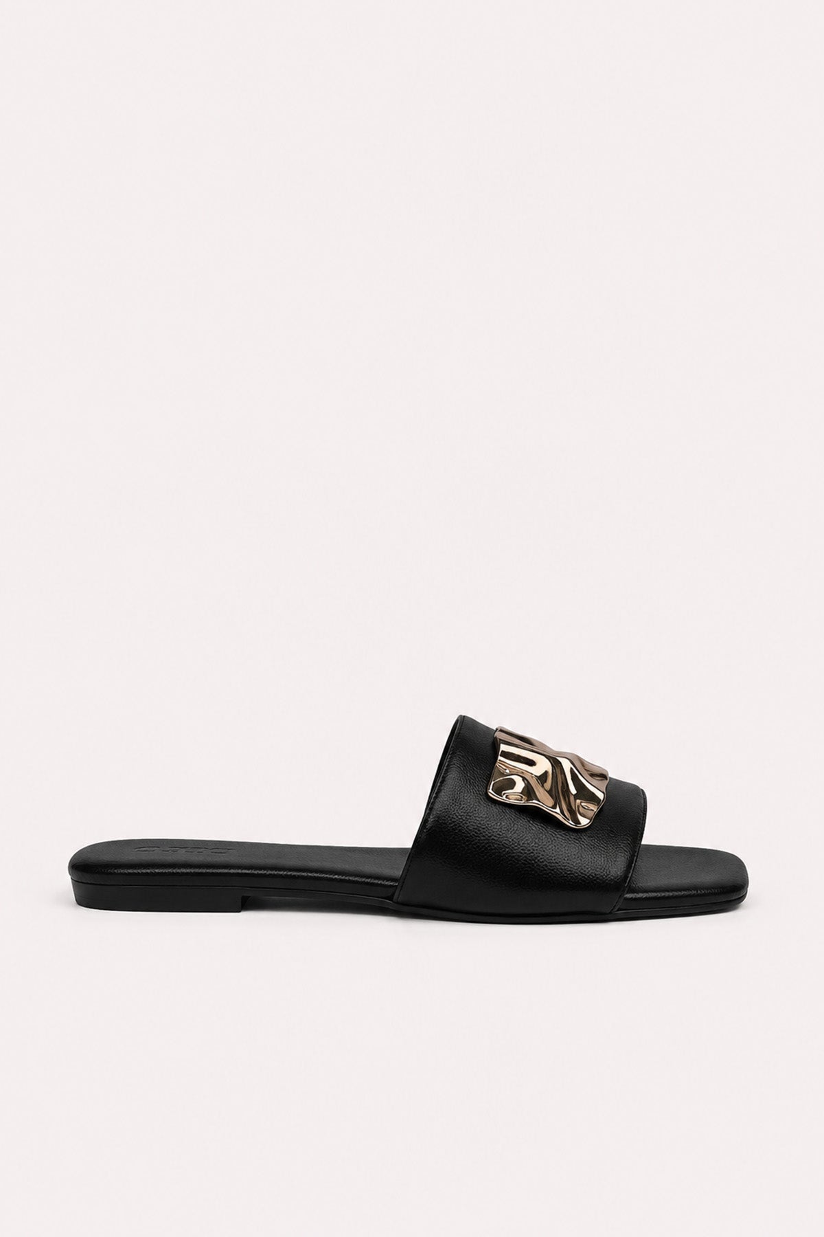 Flat Leather Sandals - Black