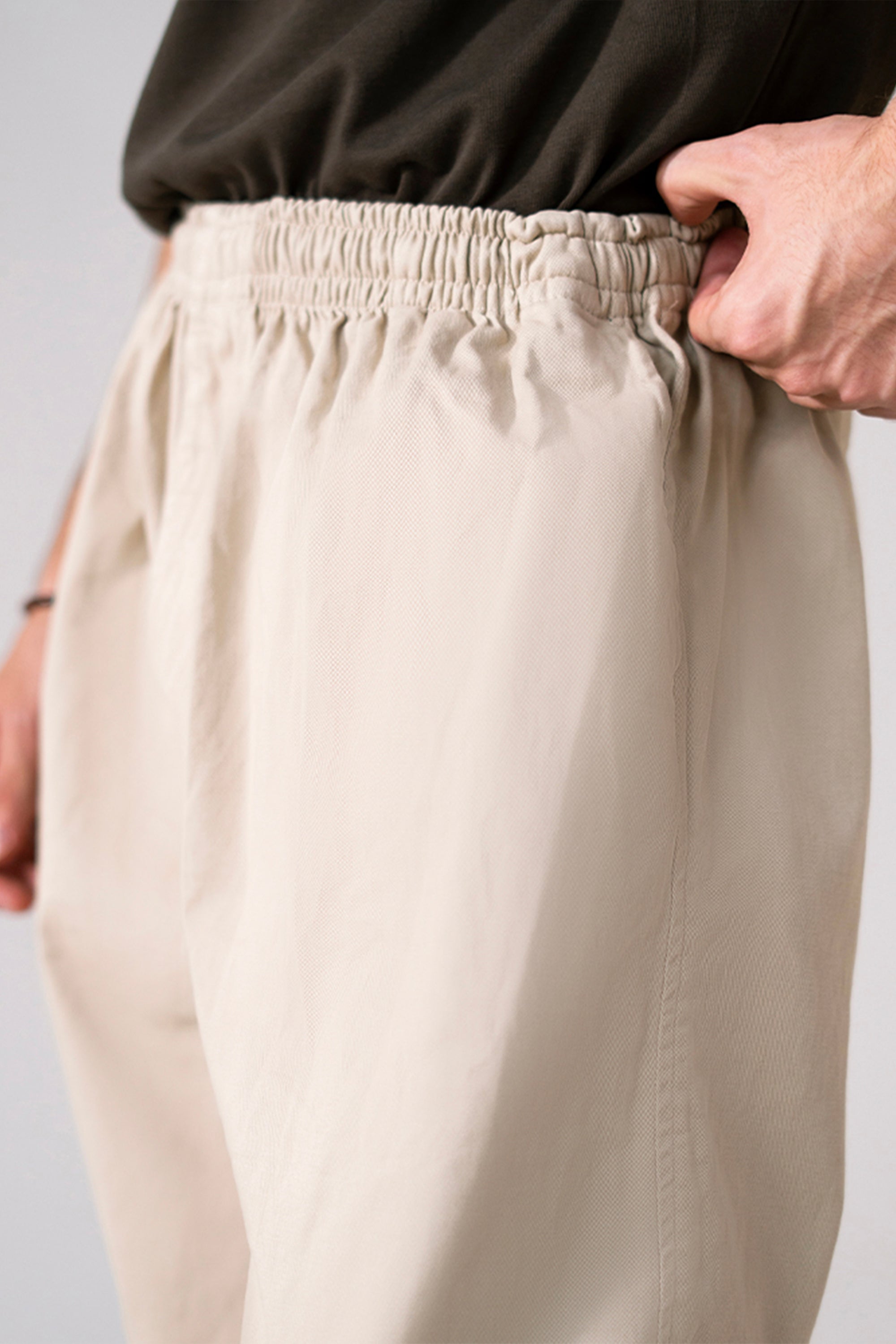 Tappered Ankle-Length Trouser - Beige