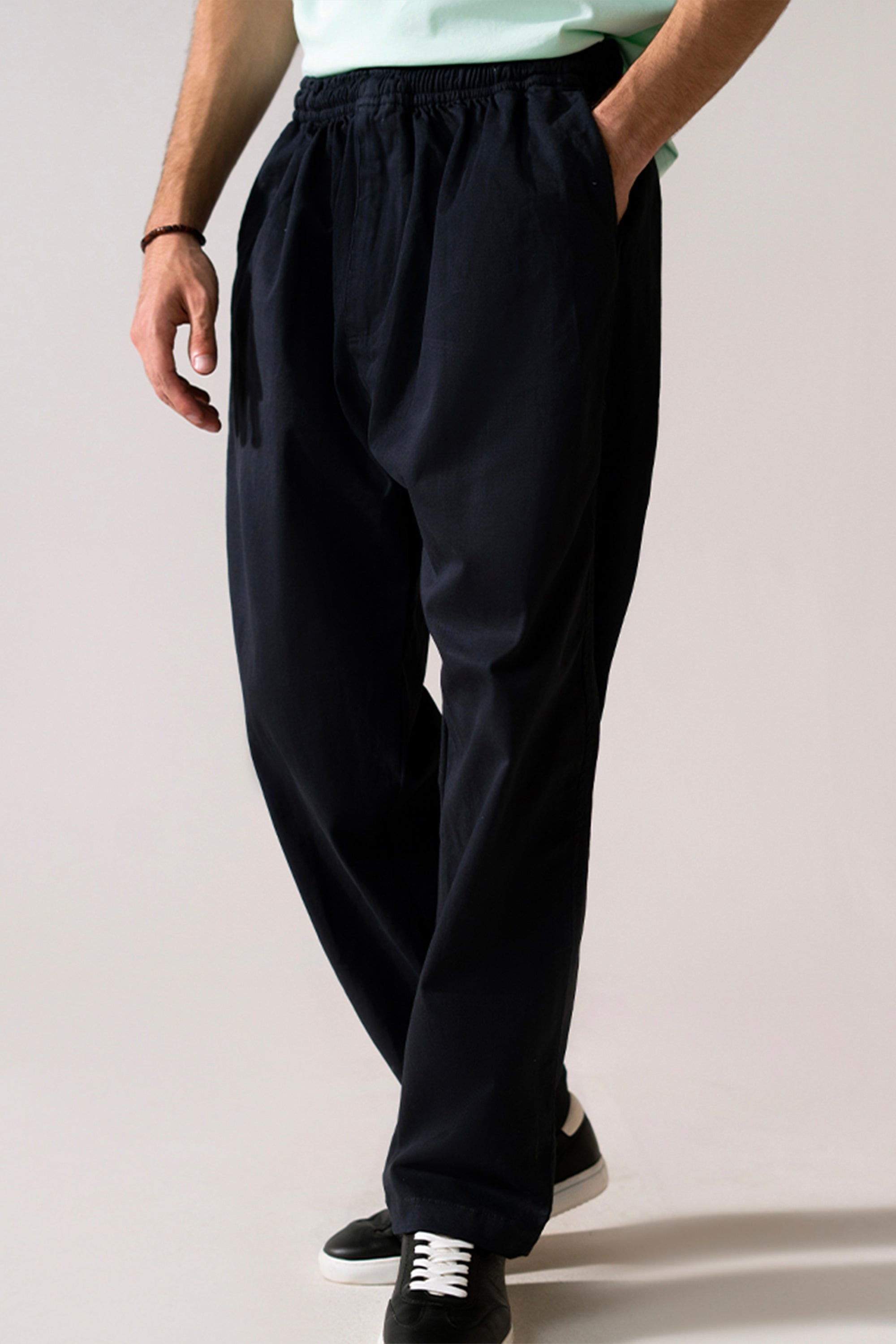 Tappered Ankle-Length Trouser - Navy