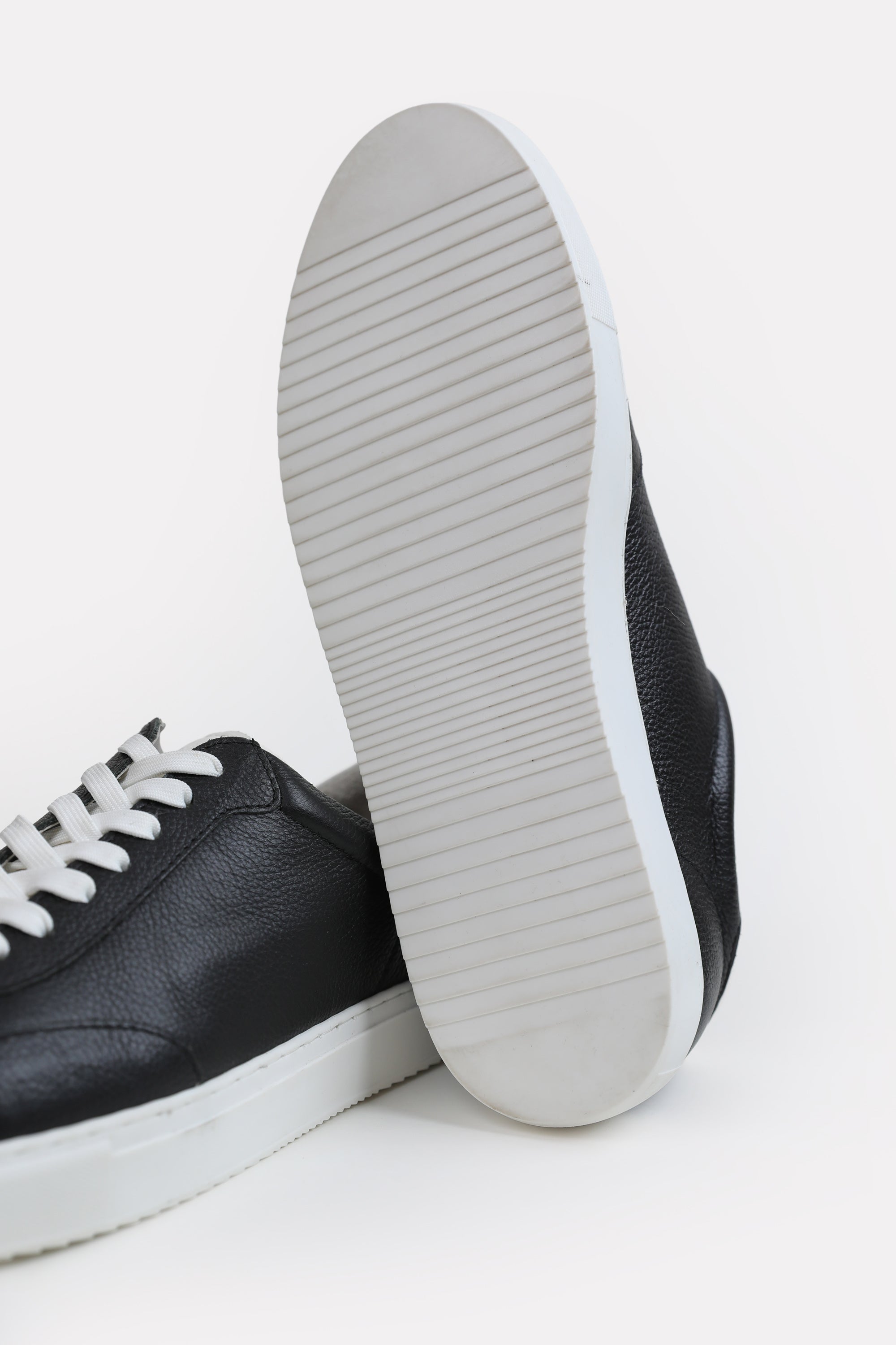 Urban Leather Trainer - Black
