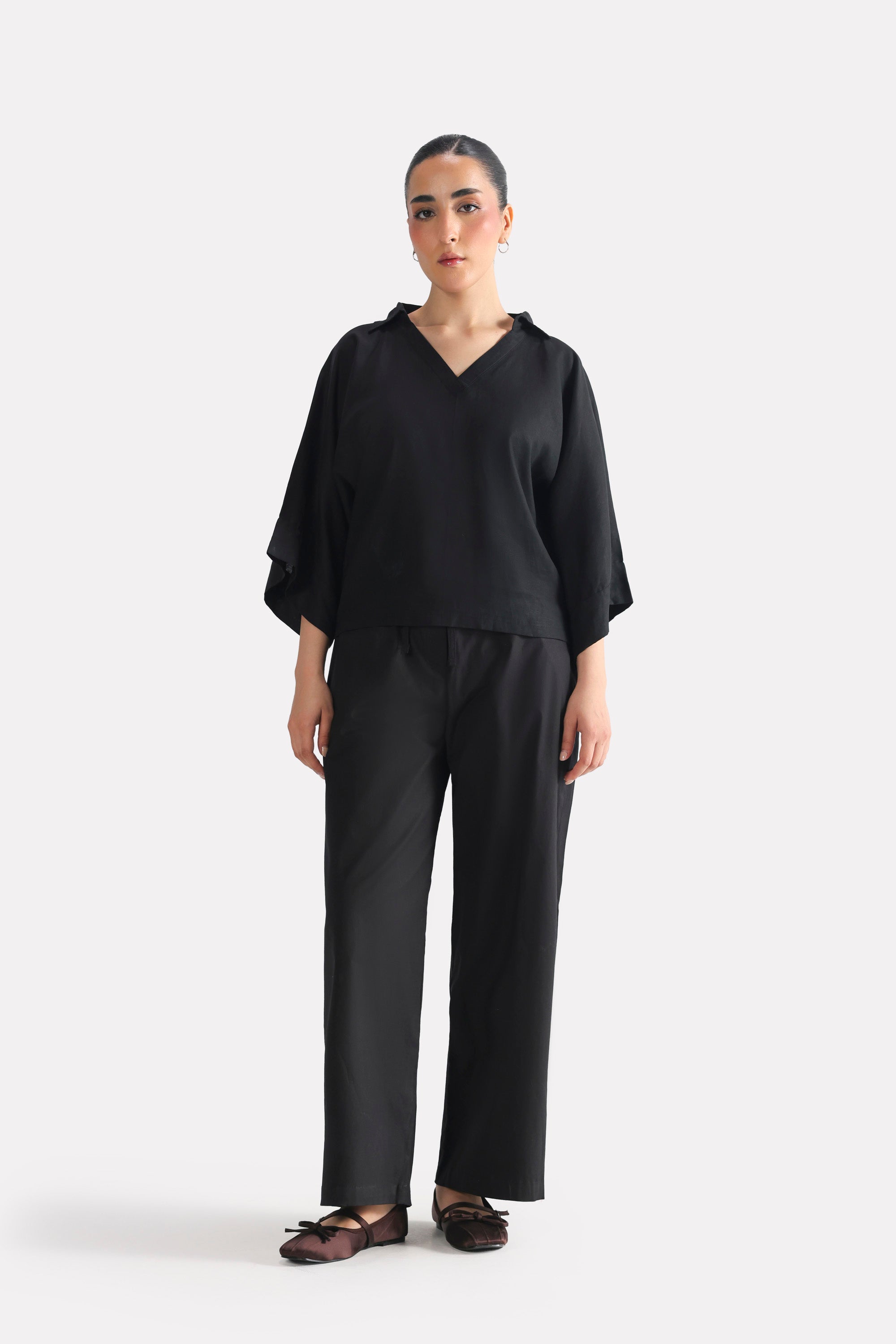 Wide Collar Relaxed Top - Black