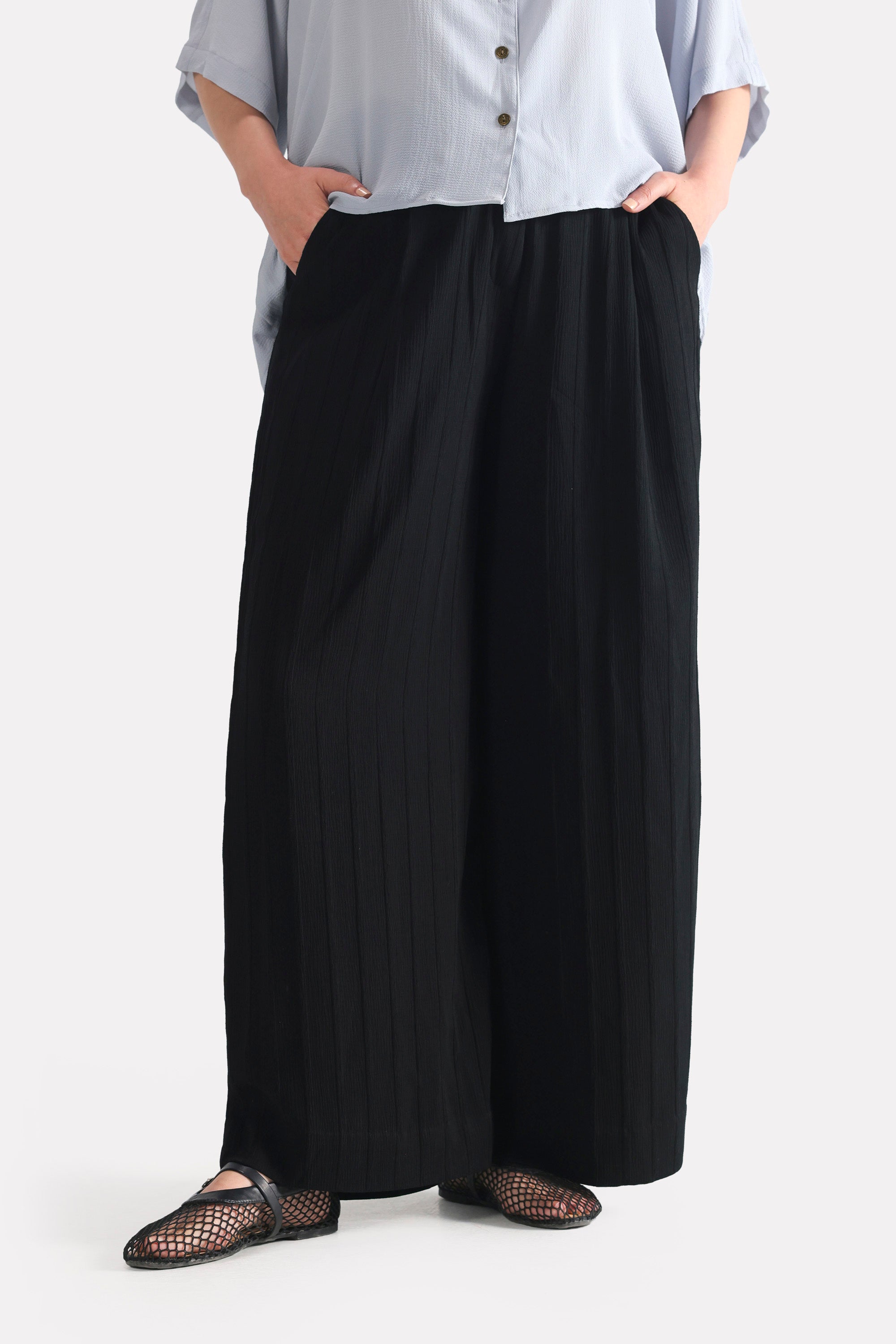 Black bubble georgette trouser, full styled look, by SOLA Pakistan.