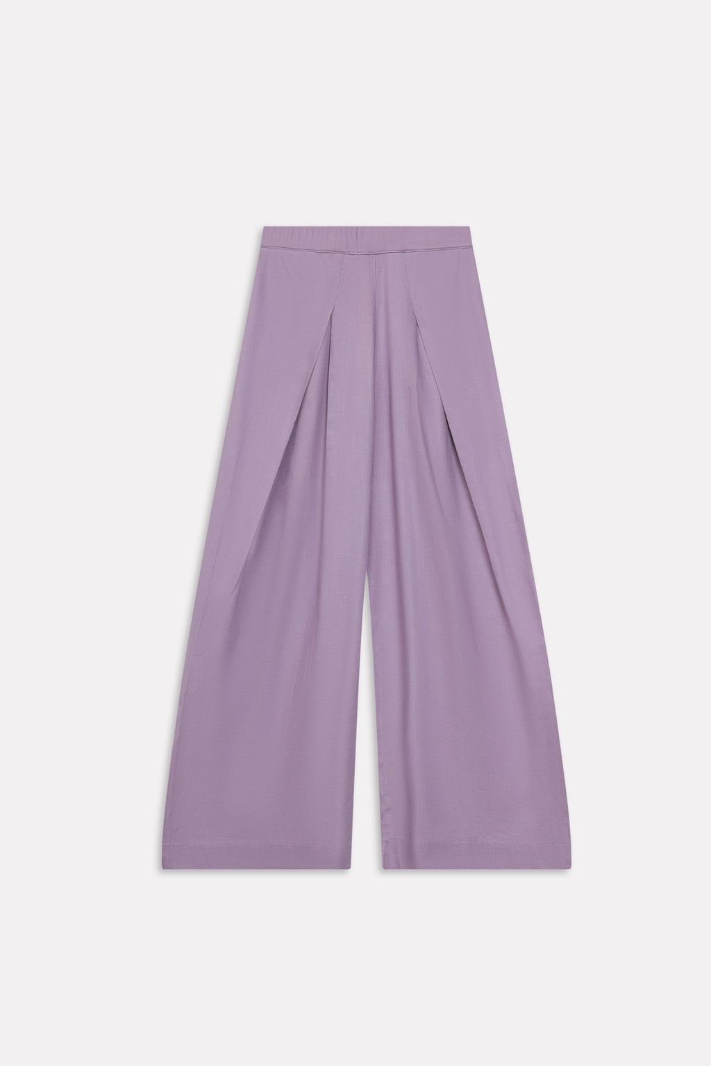Light purple (lilac) loop & lounge bottom shown in a styled fit, by SOLA Pakistan.