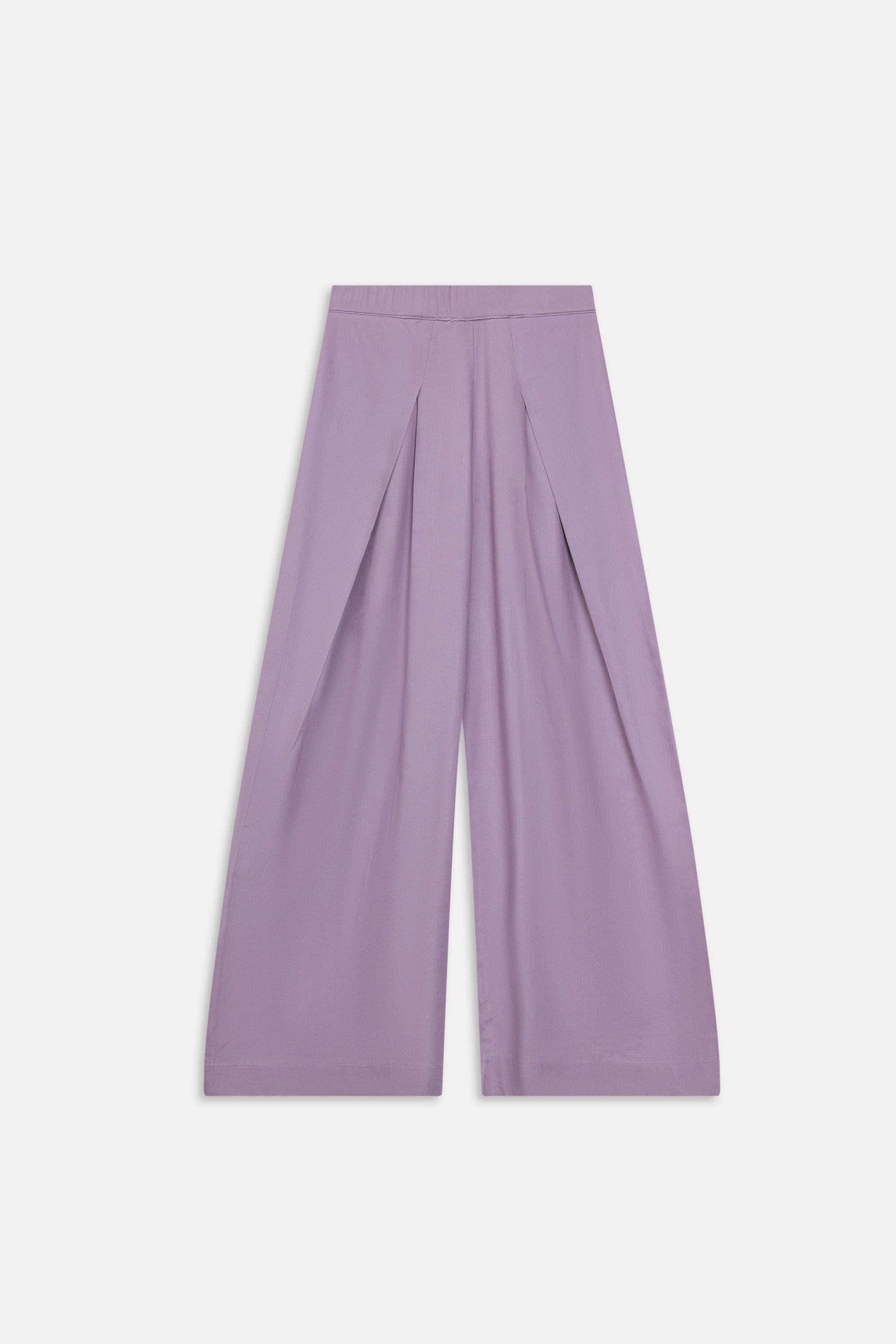 Light purple (lilac) loop & lounge bottom shown in a styled fit, by SOLA Pakistan.