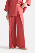 Close-up detail on the peach (apricot) loop & lounge bottom, by SOLA Pakistan.